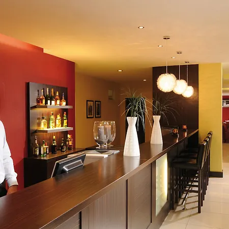 Leonardo 4* Anvers